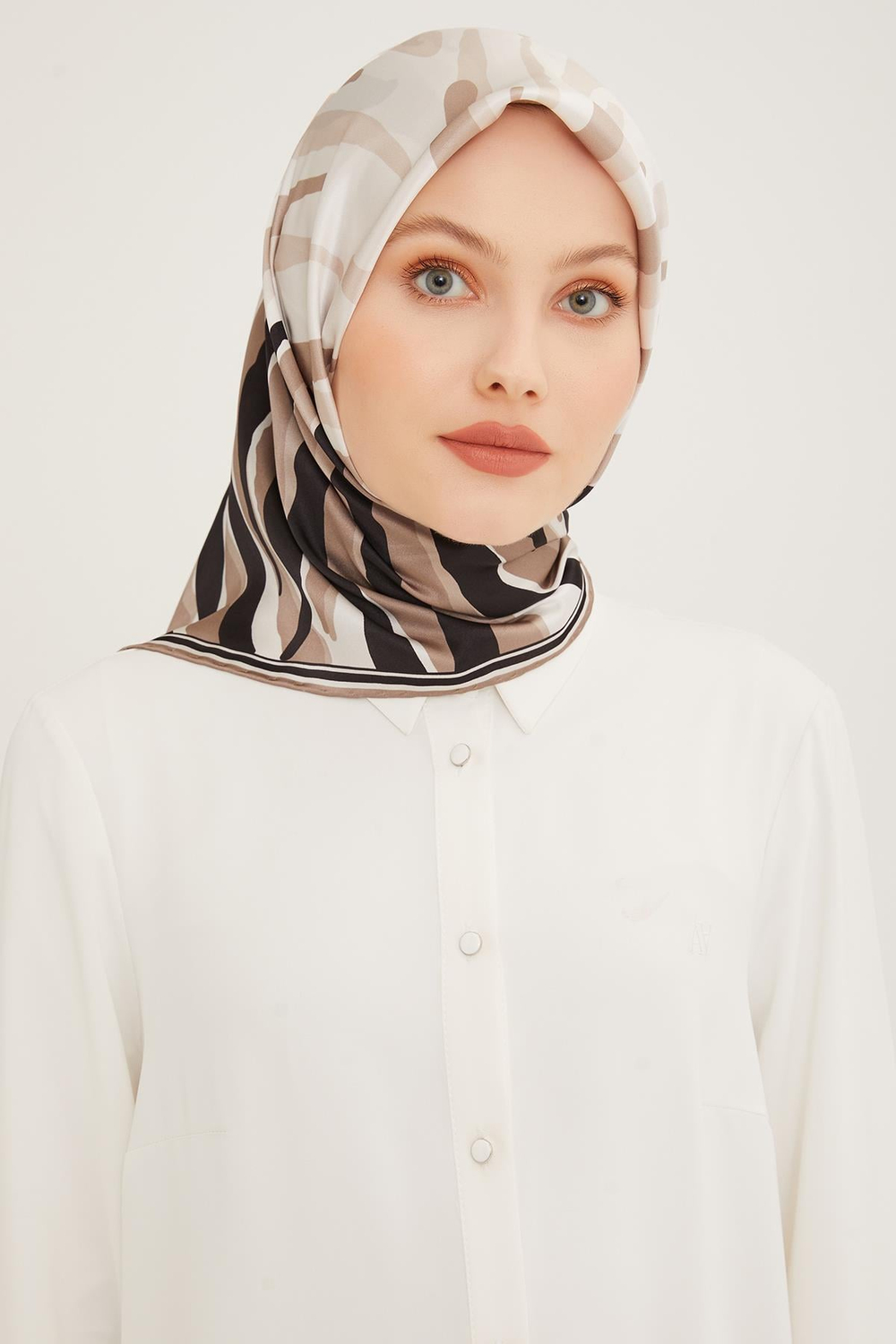 Armine İpek Eşarp 2023 Yaz 8919-04 Twill
