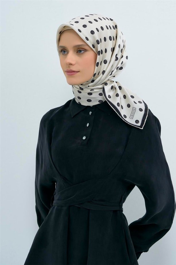 Armine İpek Eşarp 2026 Yaz - 9544-80 Ekru Siyah Twill