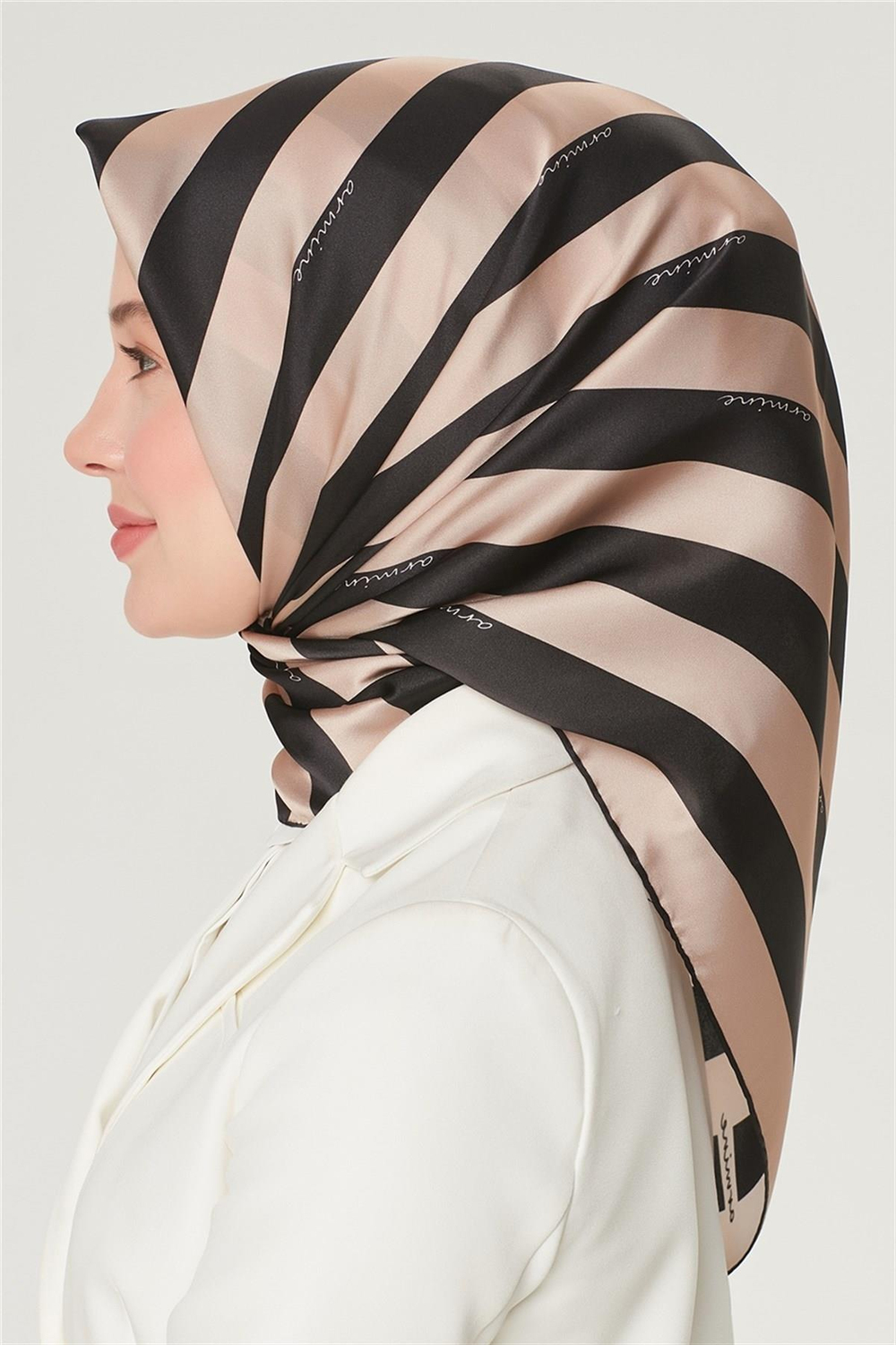 Armine İpek Eşarp Nostalji - 8504-03 Siyah Vizon Twill