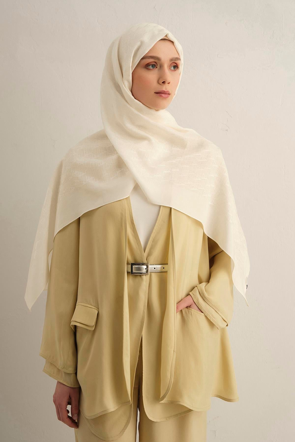 Armine Pamora Şal - Monogram Desenli 3 - Ekru 58