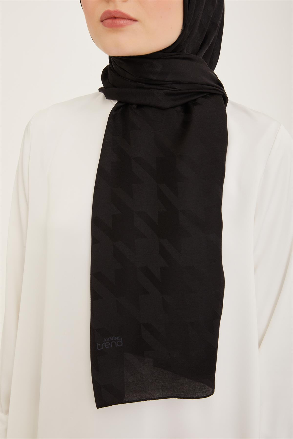 Armine Trend Ruby Şal - 2 - Siyah 1075