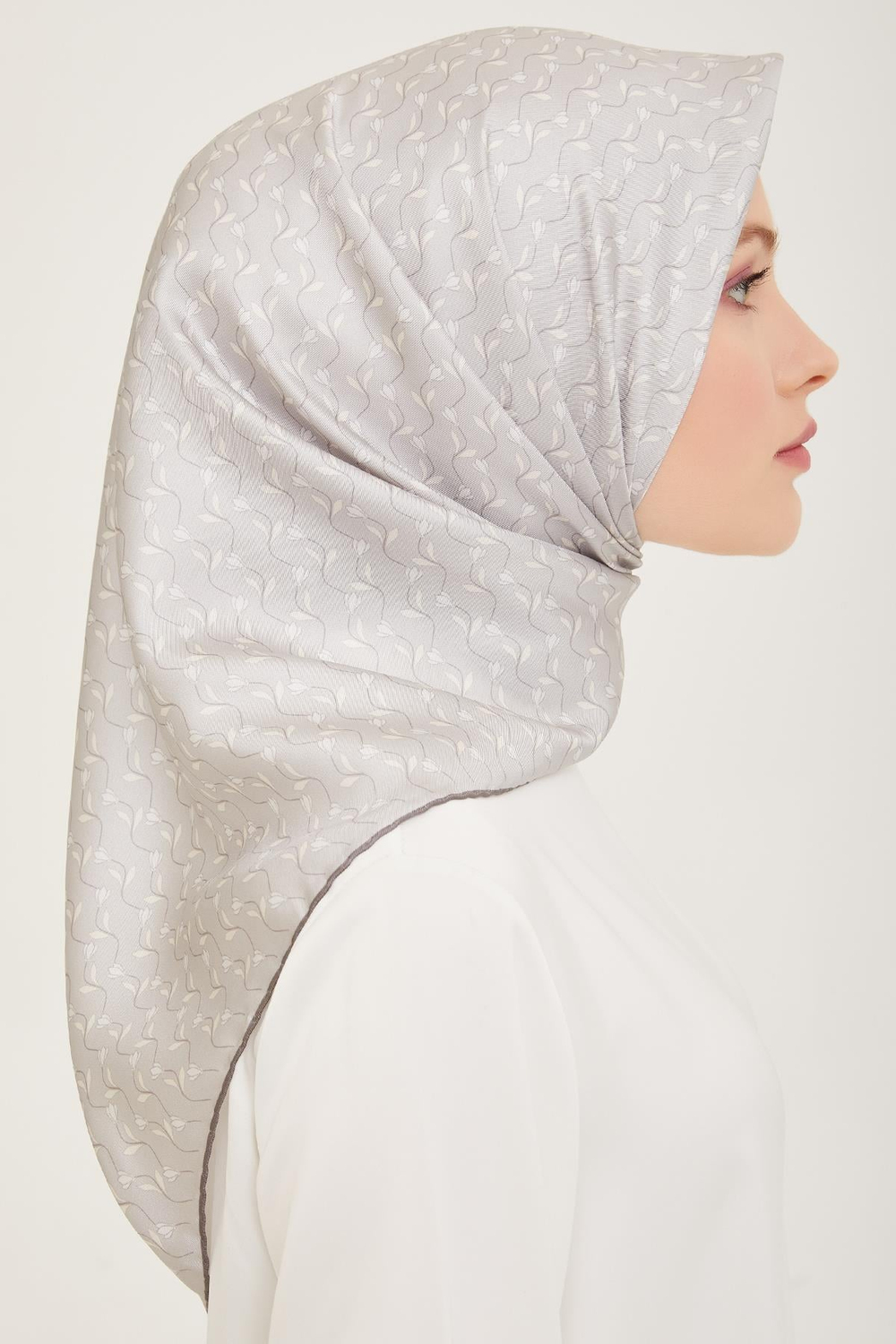Belli İpek Eşarp - 4001-04 Gümüş Twill