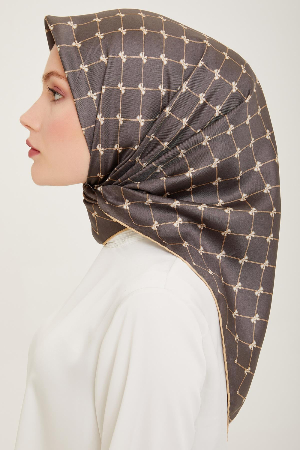 Belli İpek Eşarp - 4006-07 Füme Twill