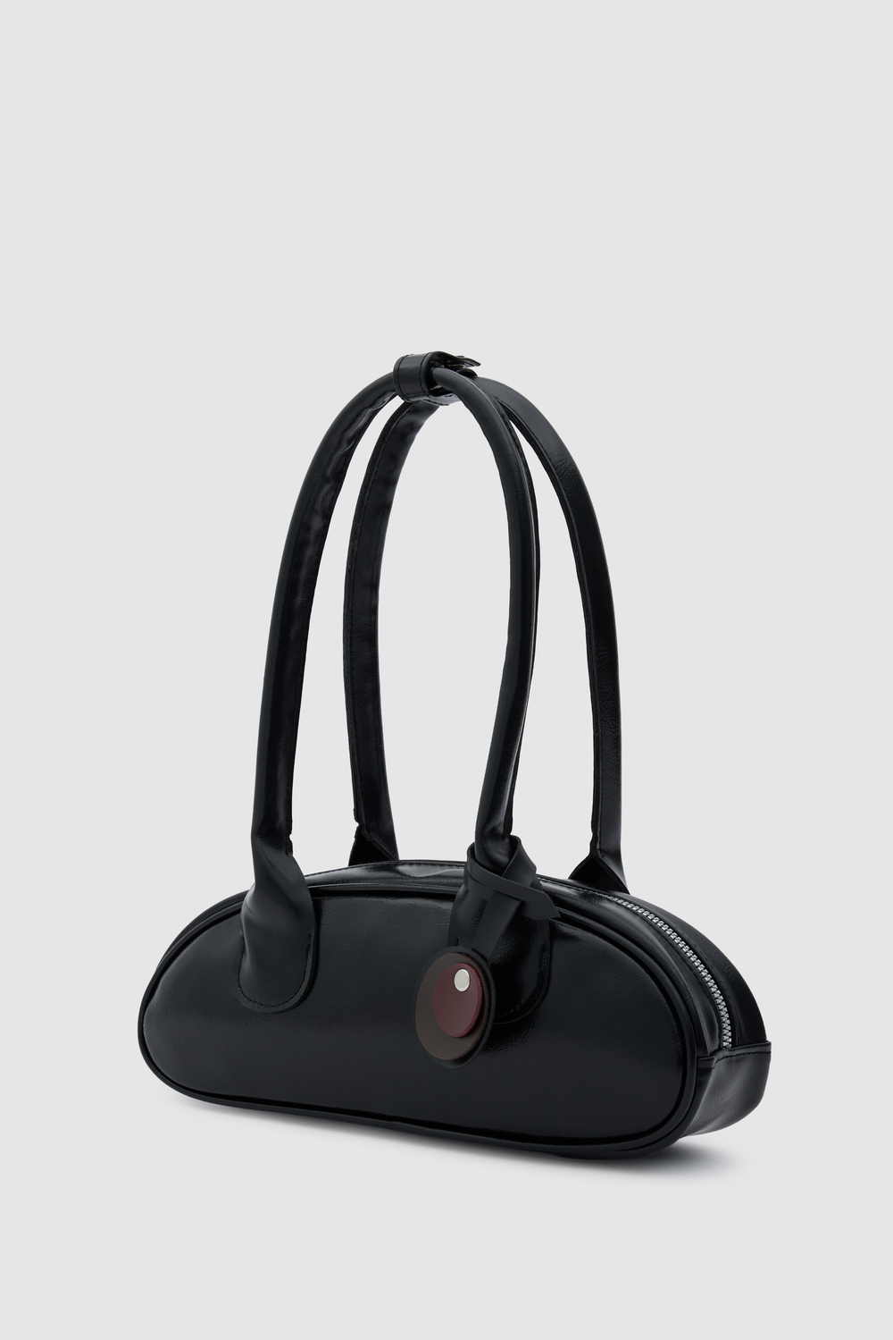Lisse Charmlı Oval Baget Çanta Siyah