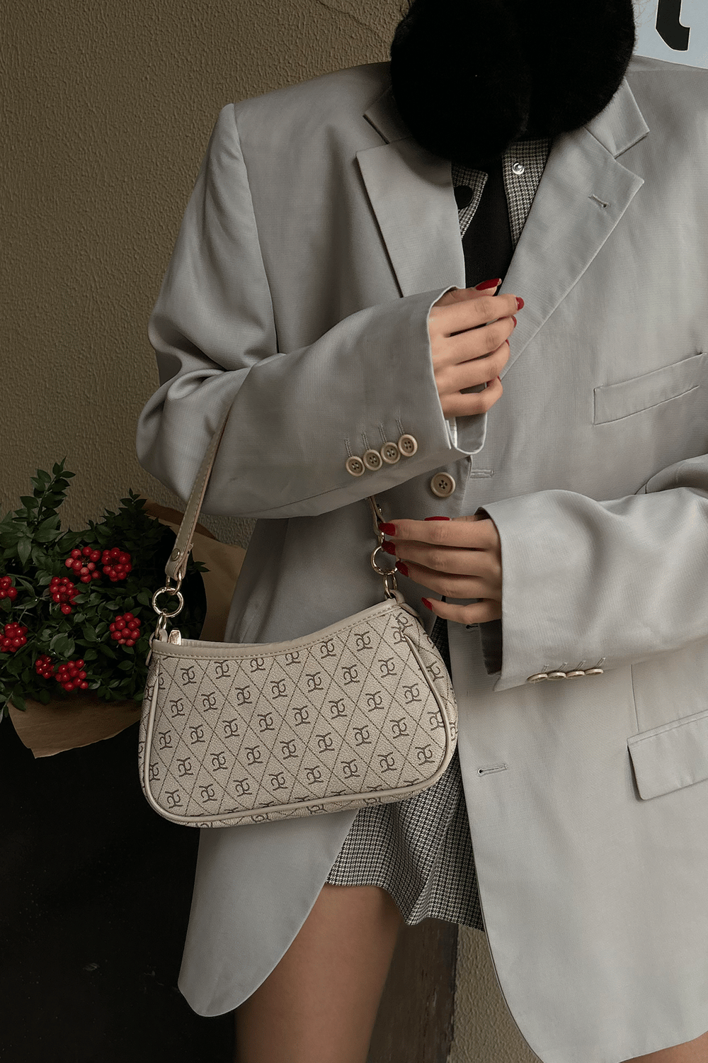 Farme Monogram Baget ve Çapraz Çanta Bej