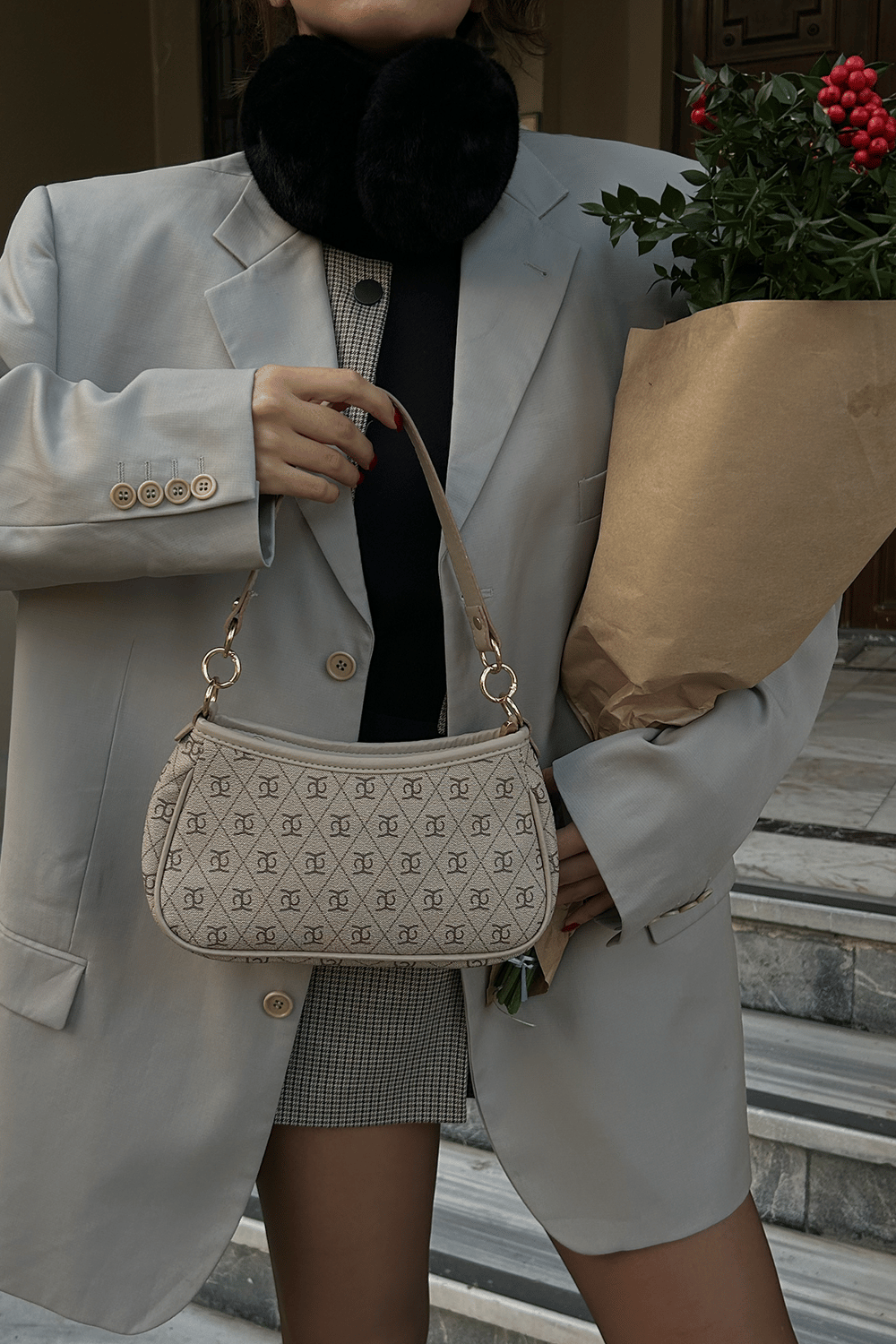 Farme Monogram Baget ve Çapraz Çanta Bej