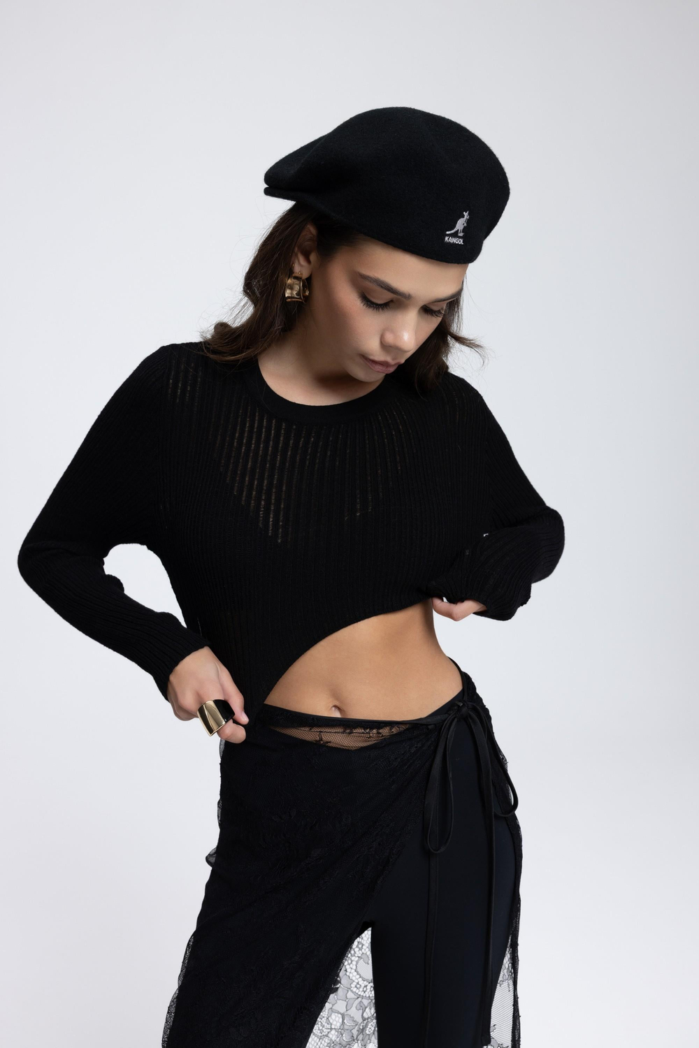 Liana Siyah Yumuşak Doku Triko Crop