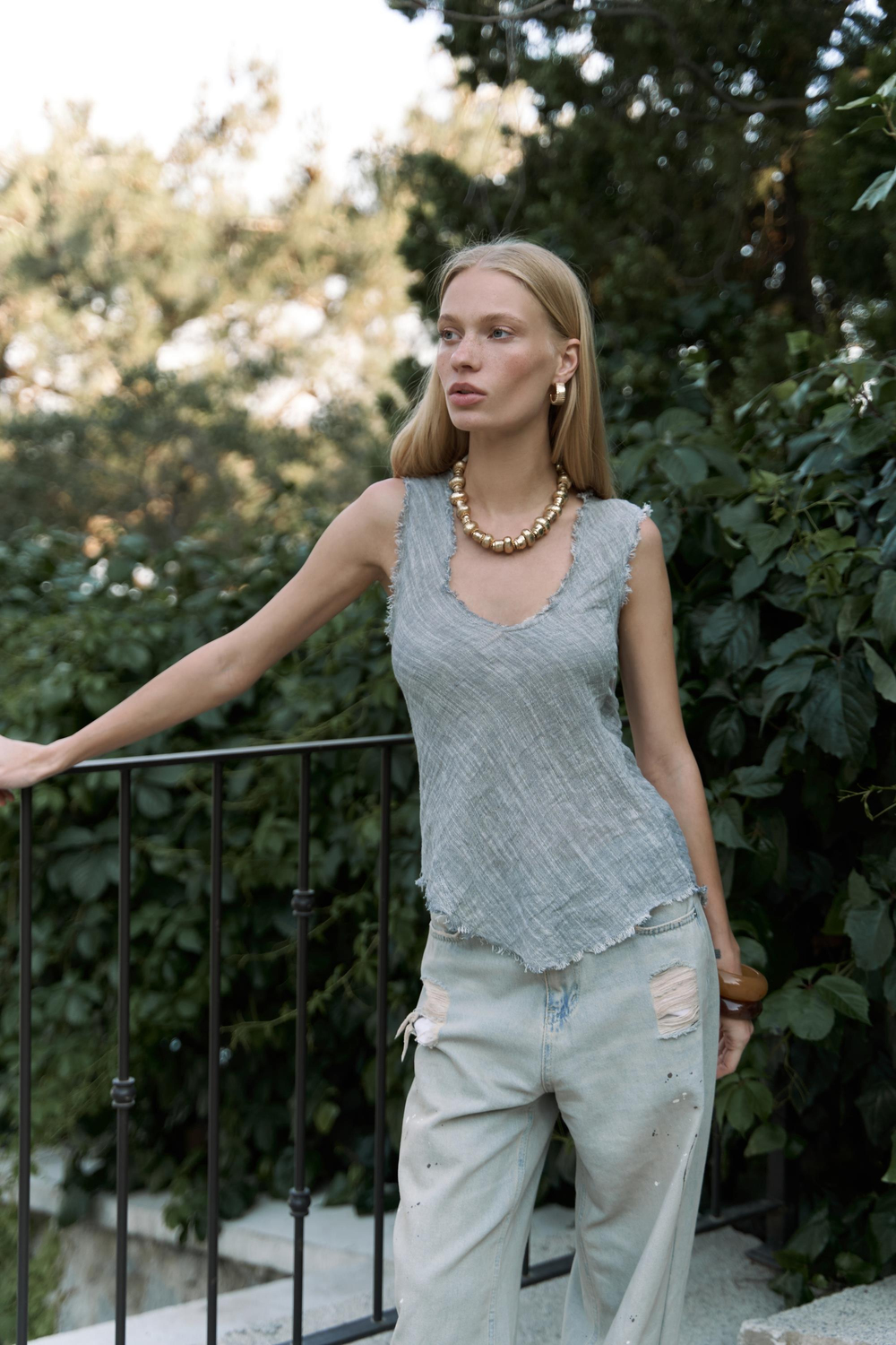 Veilinas Asimetrik Füme Keten Crop