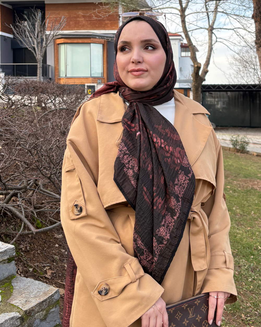 Acı Kahve Cevher Desenli Müslin Şal