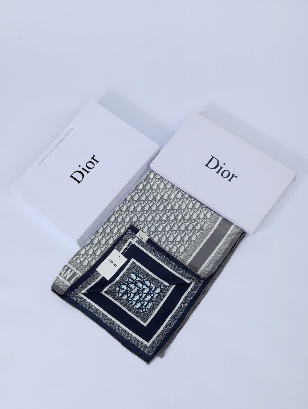 İthal Gri & Lacivert CD Desen Twill İpek Şal 