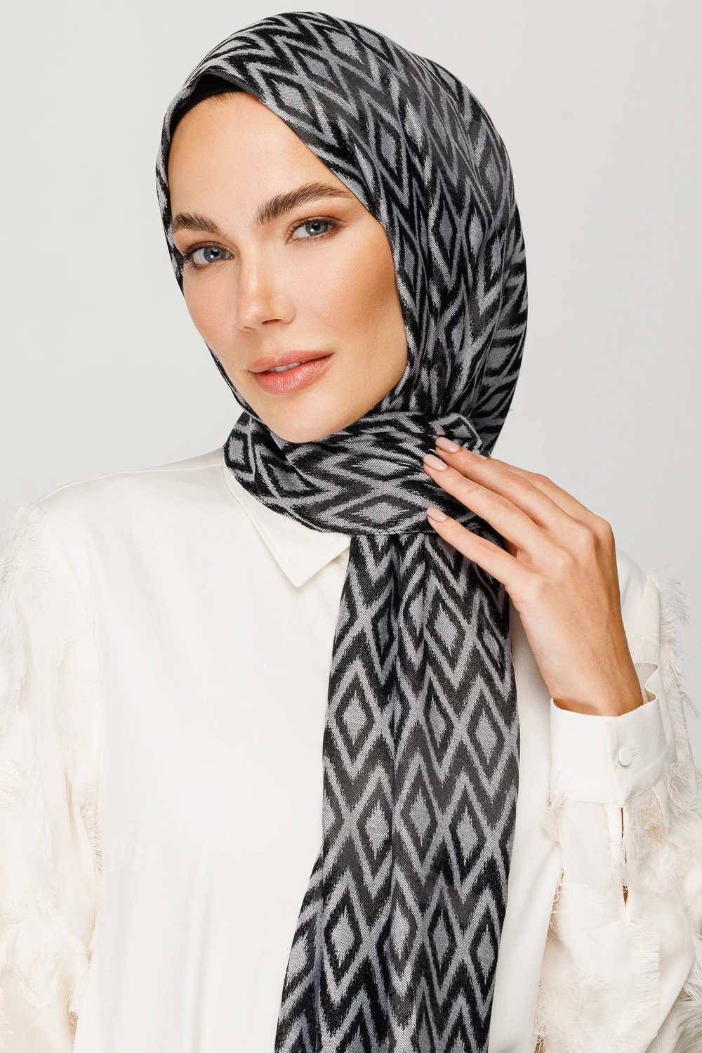Karo Desen Parlak Jakar Şal - Füme
