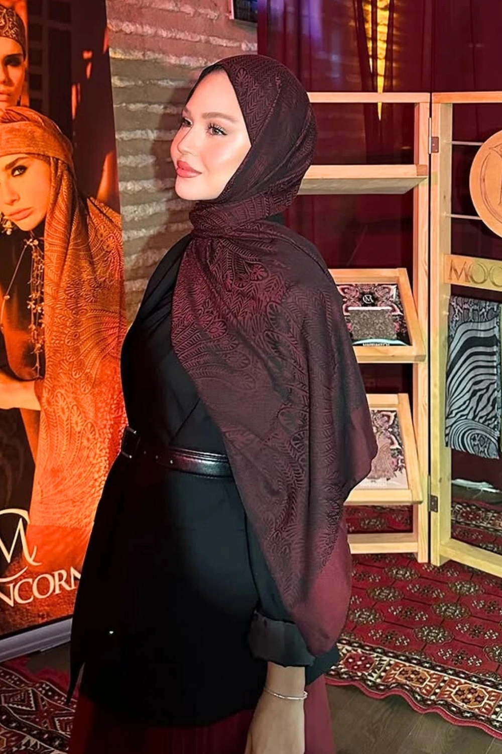 Mayra Desen Çift Taraflı Şal - Siyah-Bordo