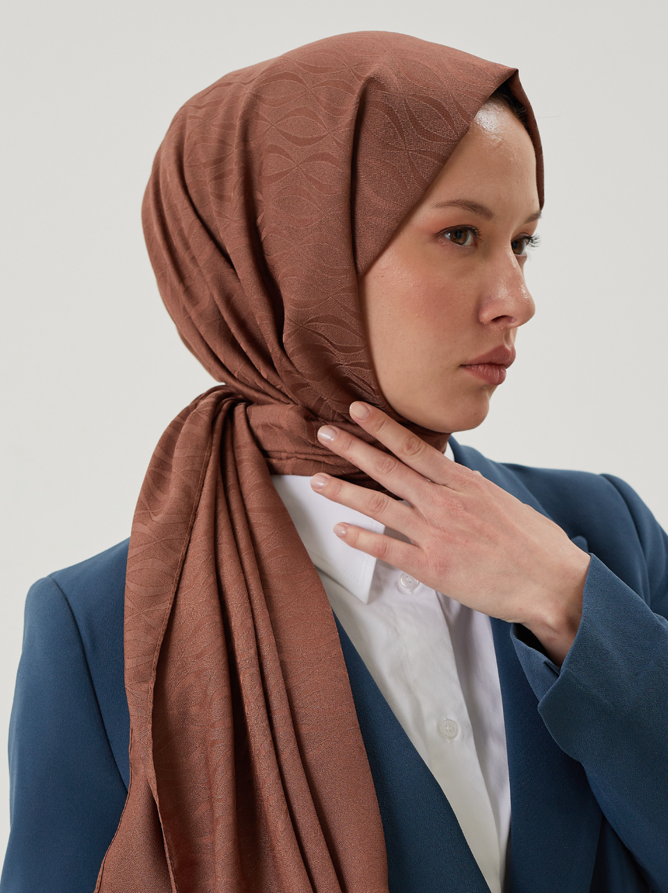Mocha Shine Desen Jakar Şal