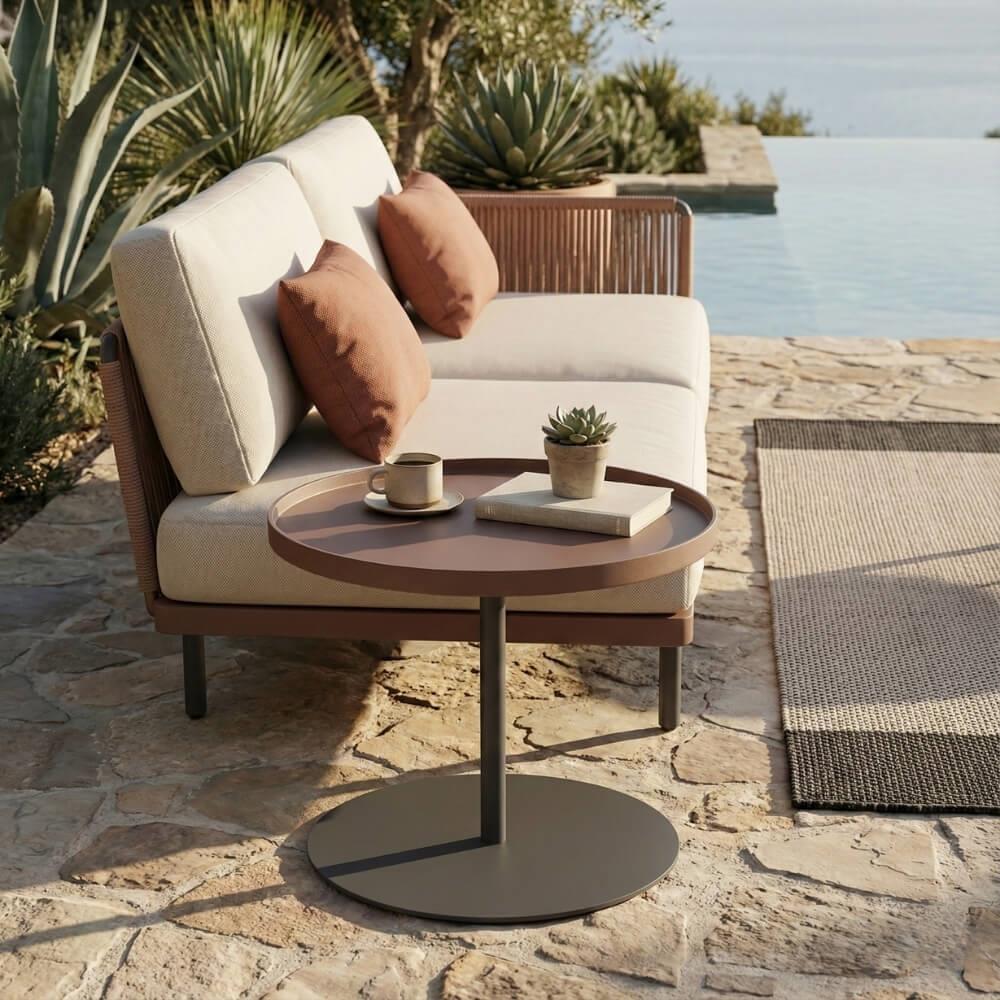 Kettal Objects Corten Bahçe Yan Sehpası