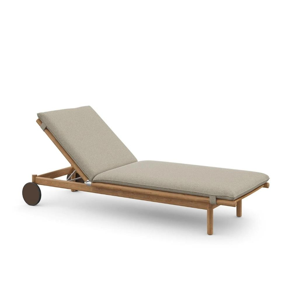 Dedon Tibbo Sun Lounger with Wheels