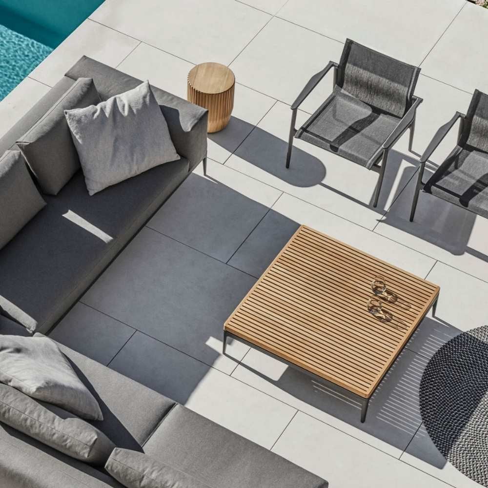 Gloster Grid Teak Meteor Coffee Table