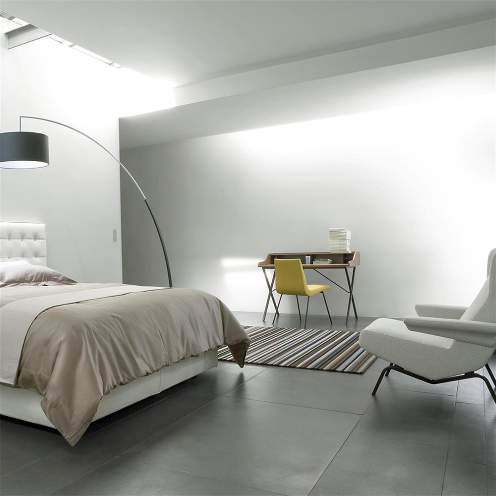 Ligne Roset Ursuline Walnut Çalışma Masası