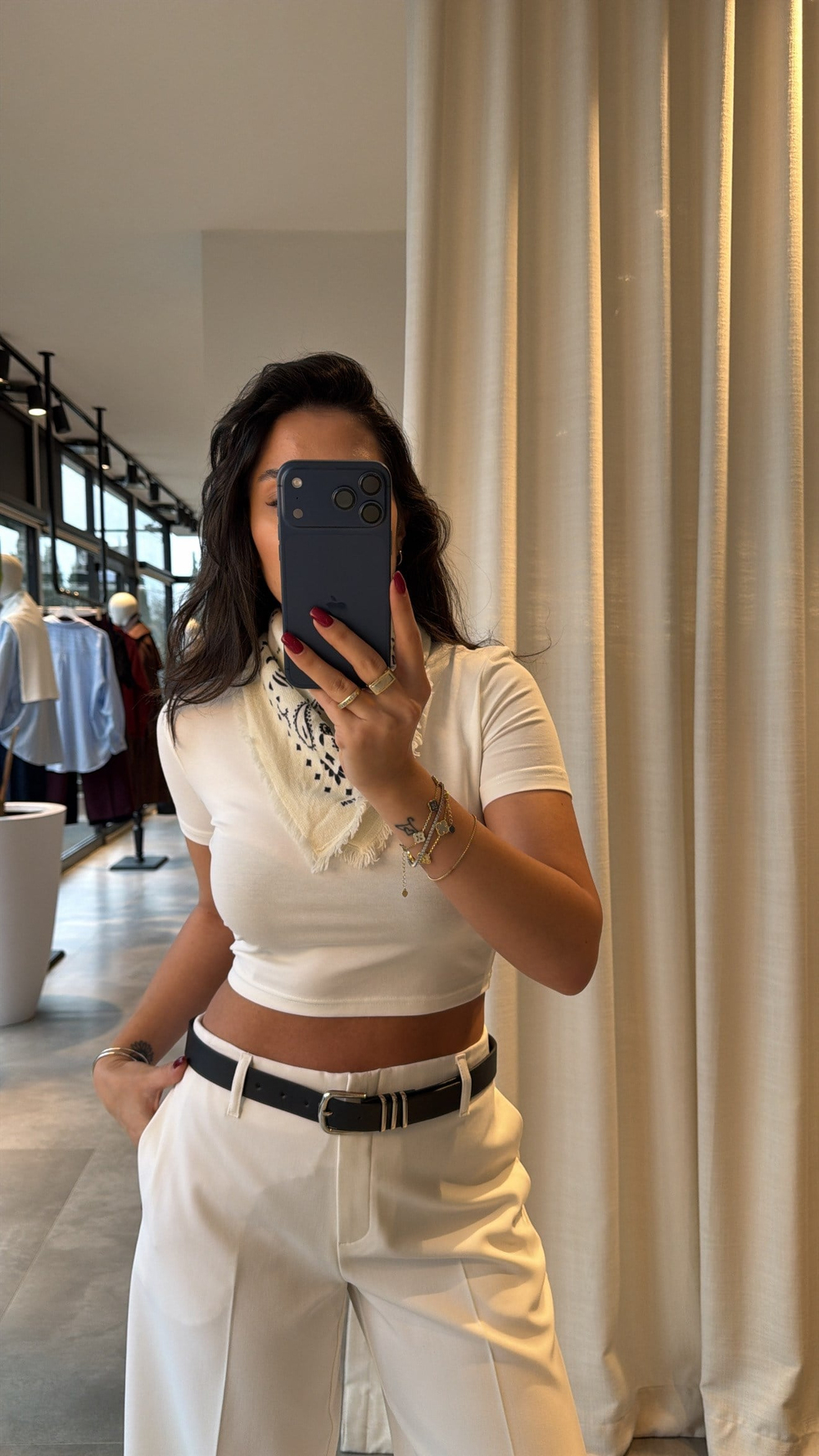 Ekru İshbel Crop