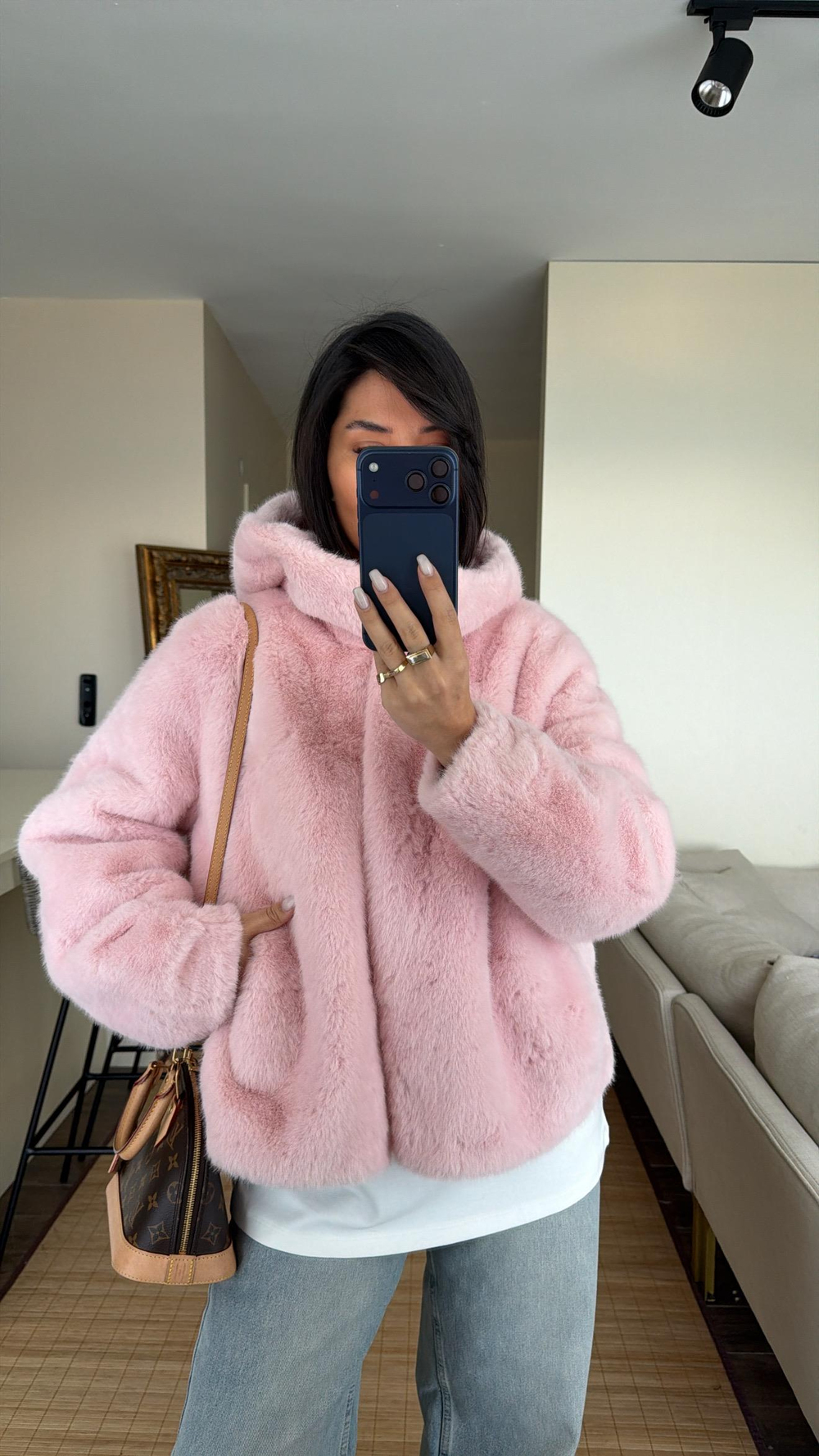 Pembe Westley Kürk