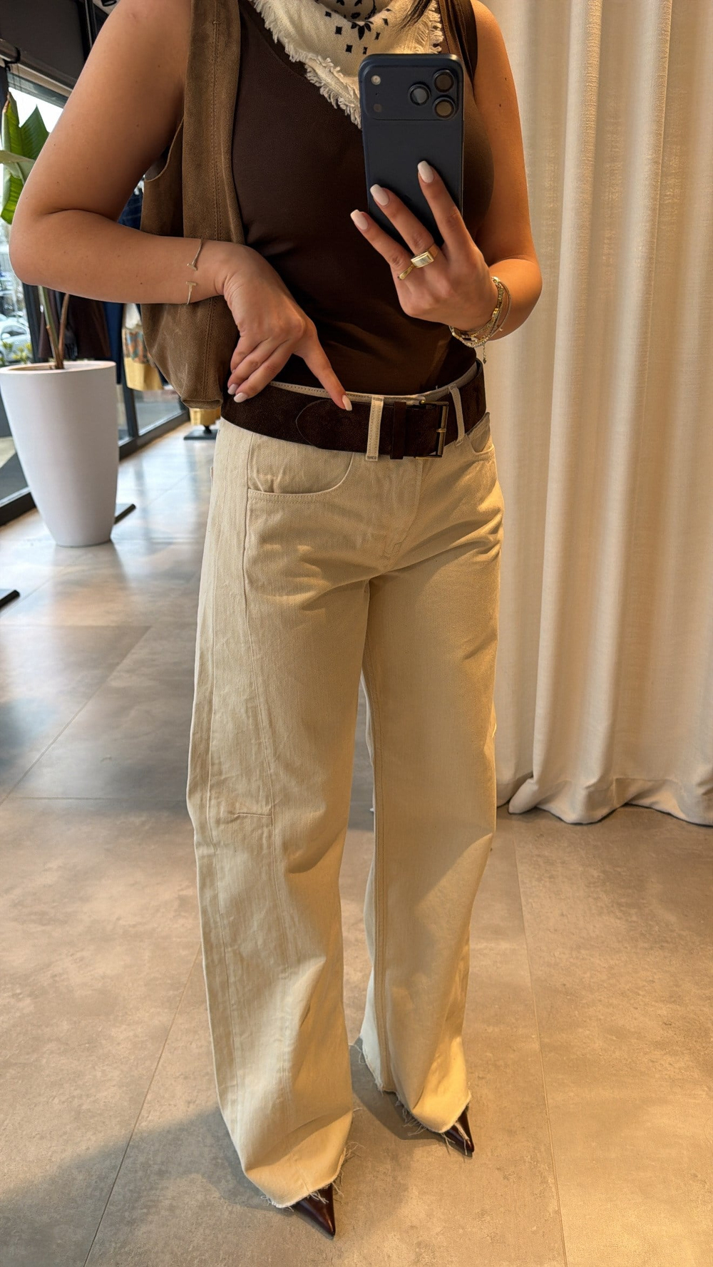 Taş Mitzic Jean