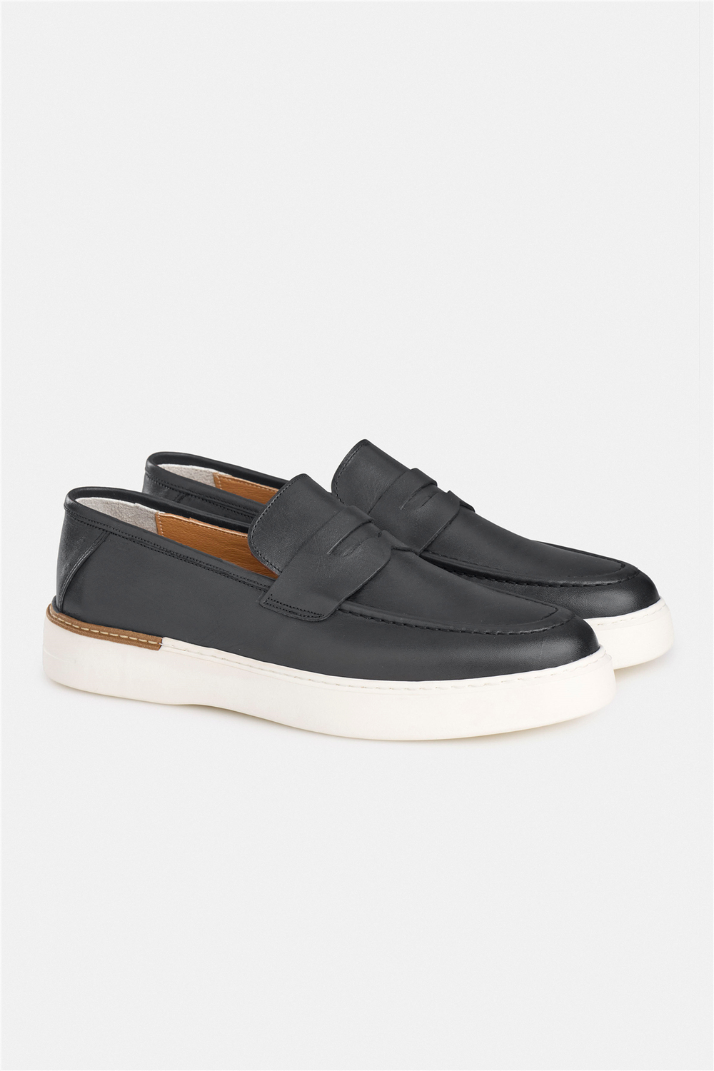%100 Dana Derisi Siyah Loafer Ayakkabı
