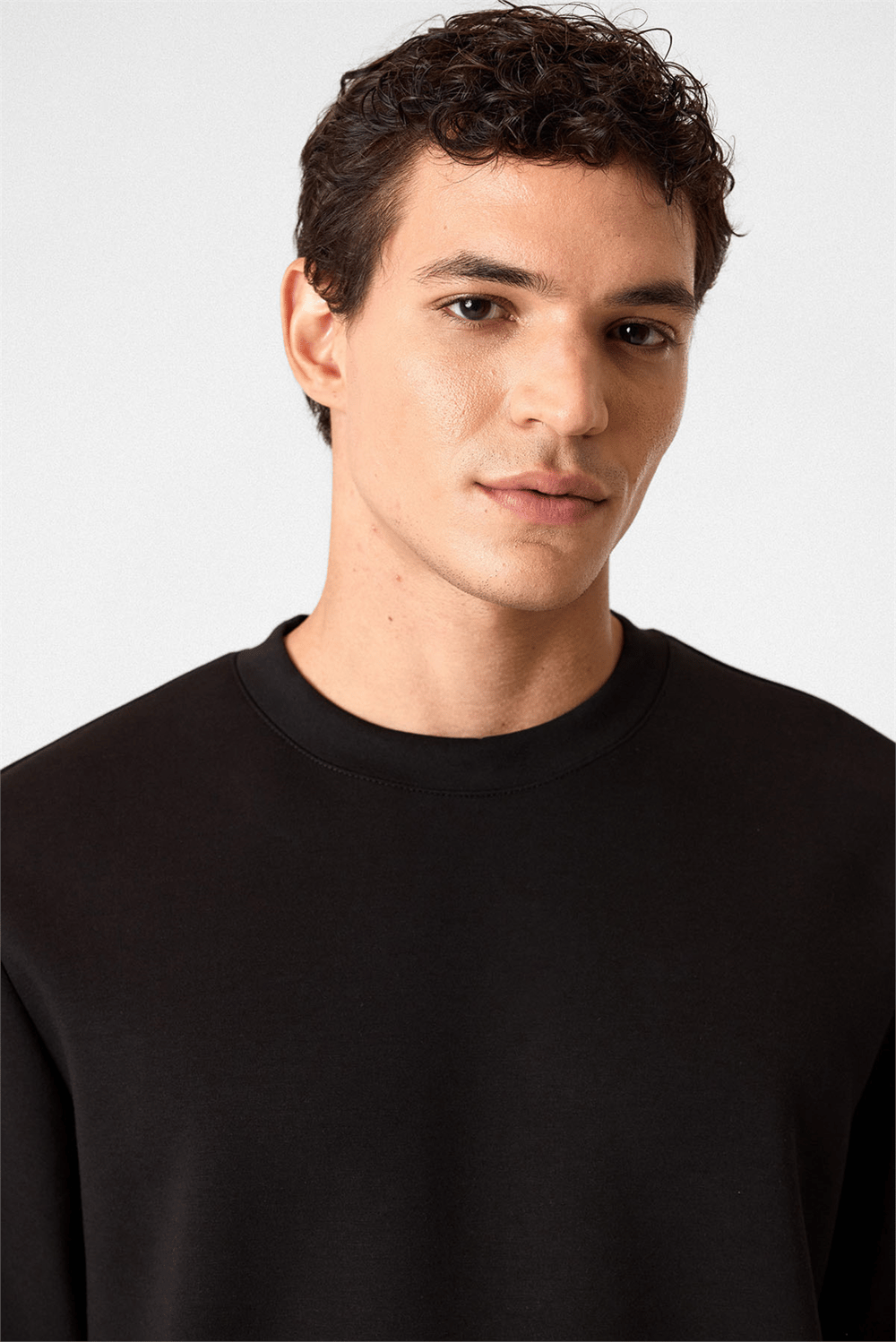 Bisiklet Yaka Siyah Sweatshirt