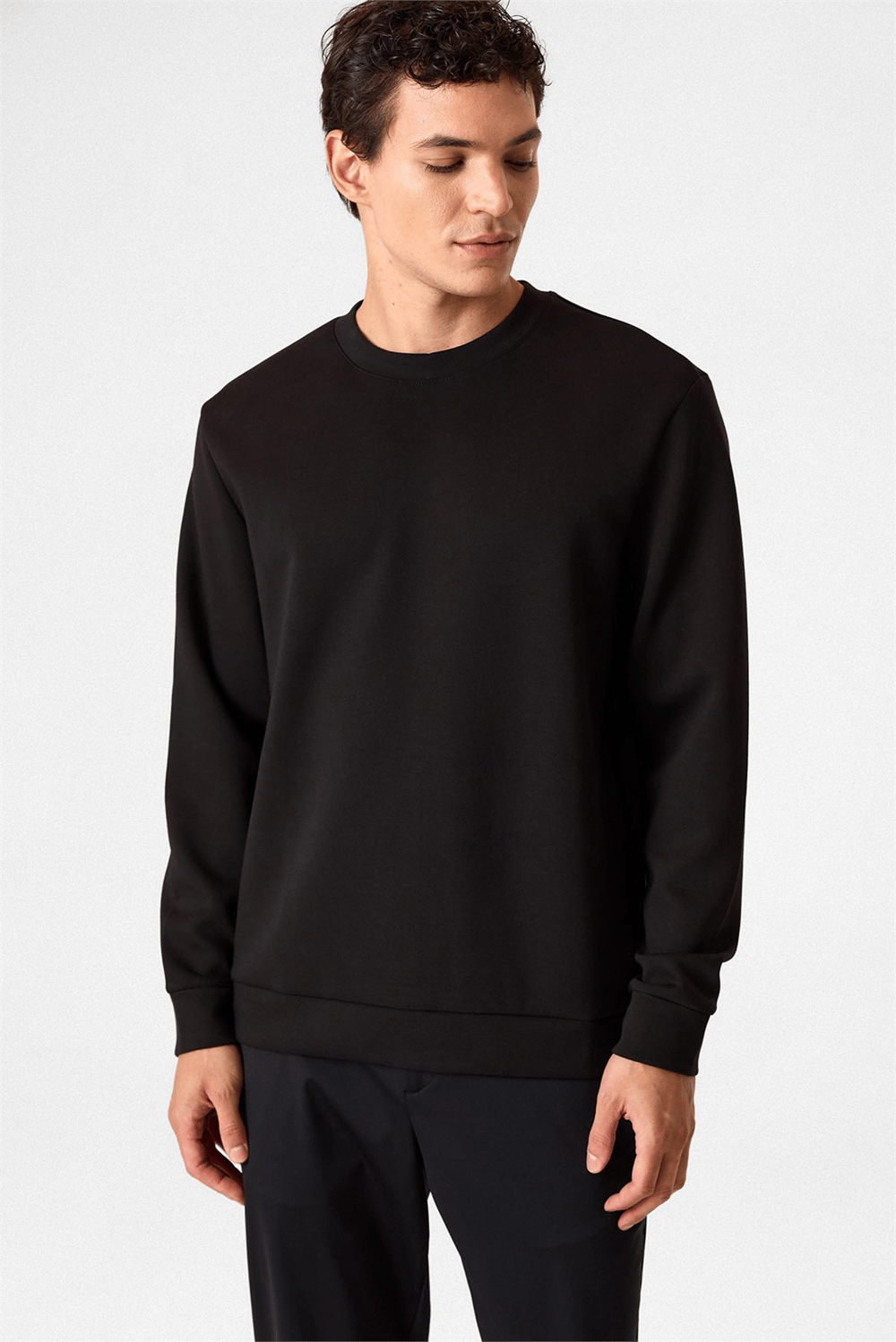 Bisiklet Yaka Siyah Sweatshirt