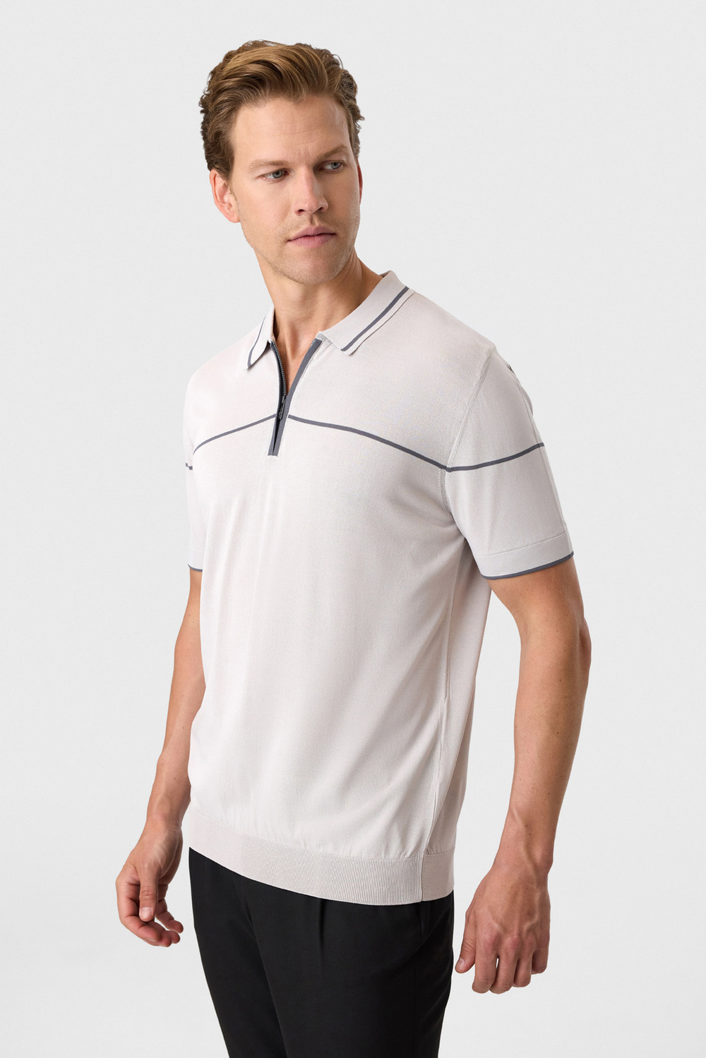 Gri Regular Fit Fermuarlı Polo Yaka Triko Tişört