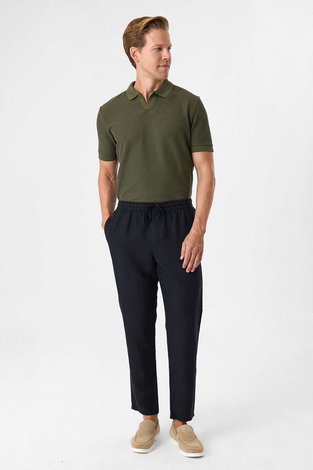 Beli Lastikli Rahat Kalıp Siyah Jogger Pantolon