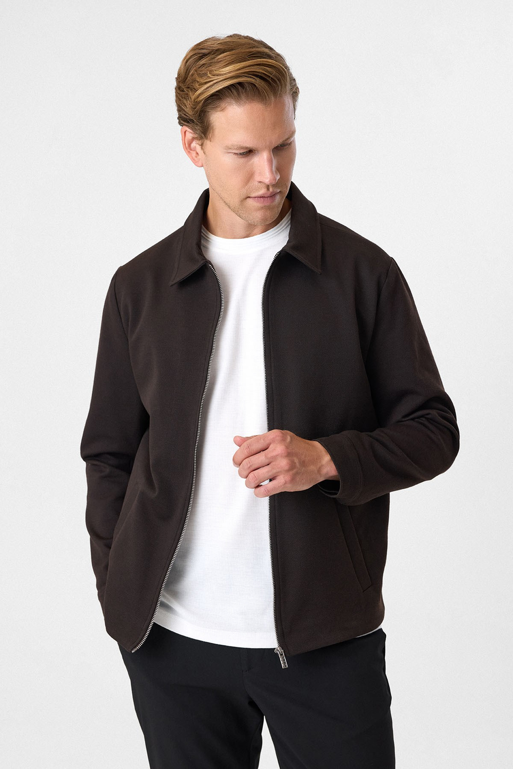 Kahve Regular Fit Fermuarlı Diagonel Mont