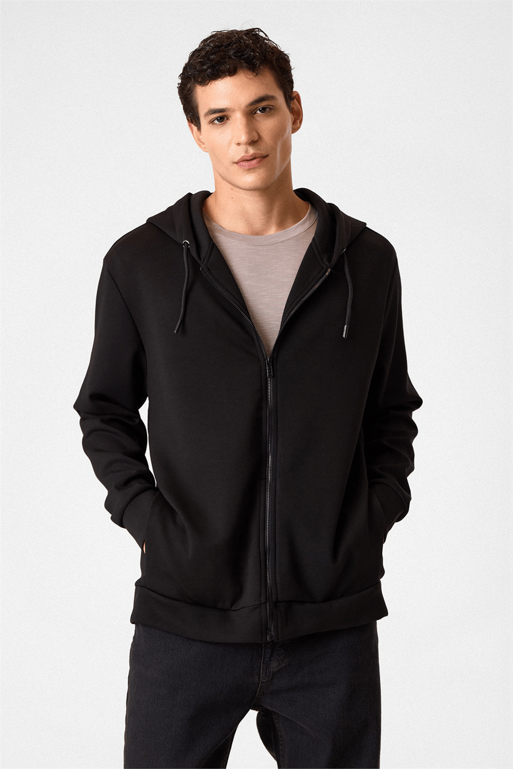 Siyah Kapüşonlu Fermuarlı Sweatshir