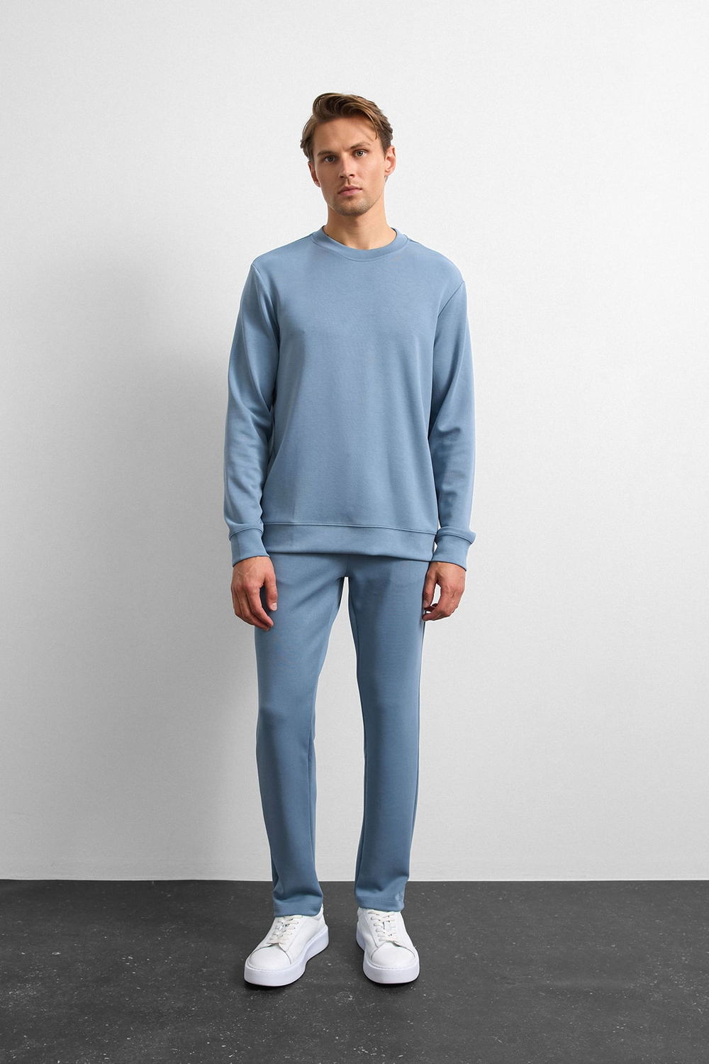 Mavi Regular Fit Bisiklet Yaka Sweatshirt