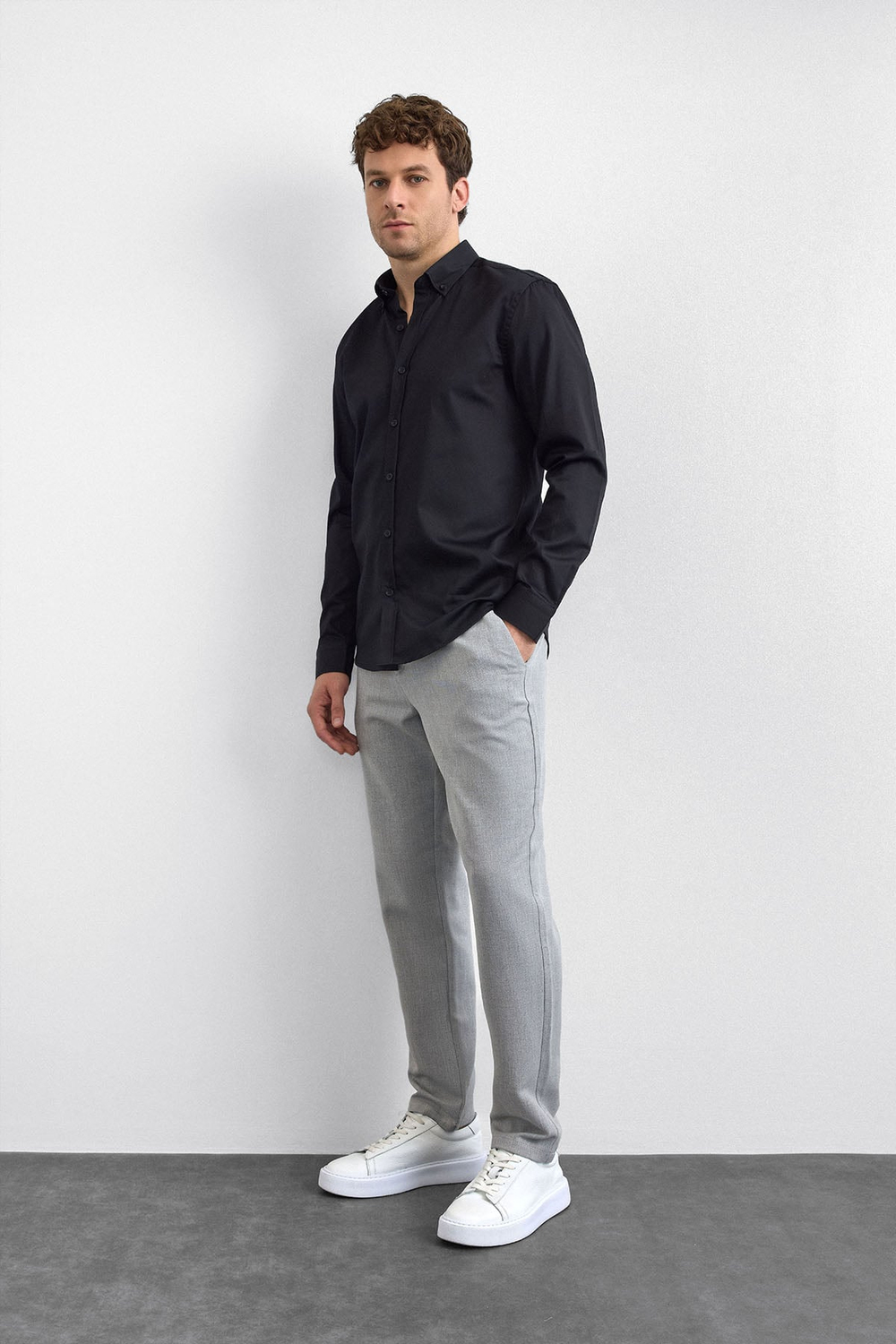 Siyah Normal Yaka Smart Casual Gömlek 