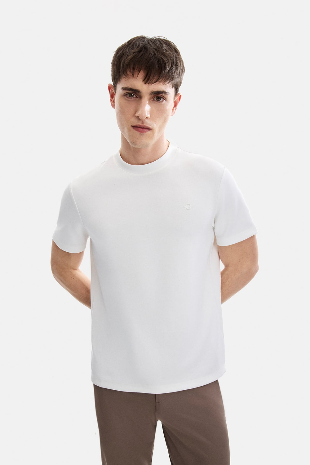 Ekru Regular Fit Basic Tişört