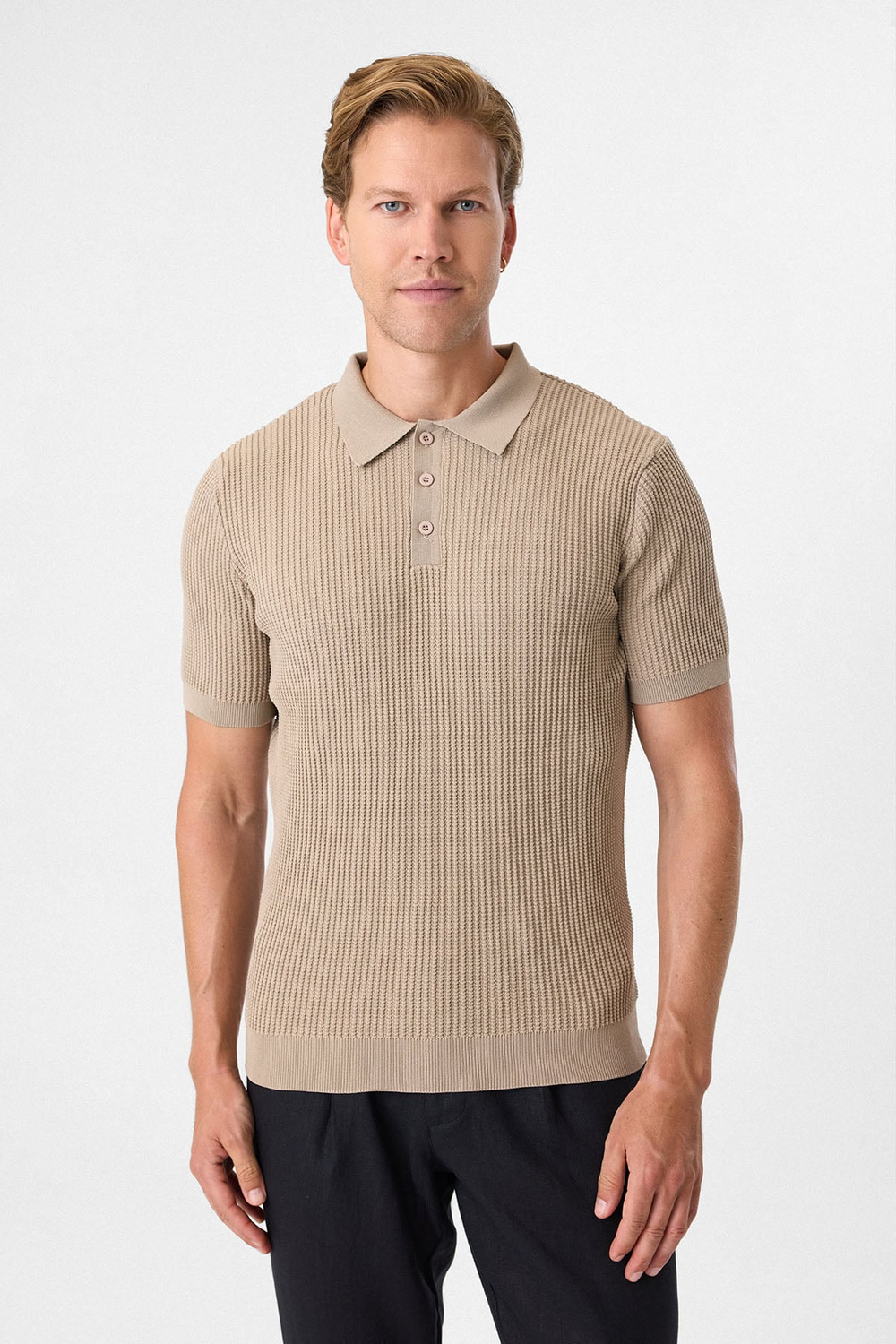 Regular Fit Bej Düğmesiz Polo Yaka Triko Tişört