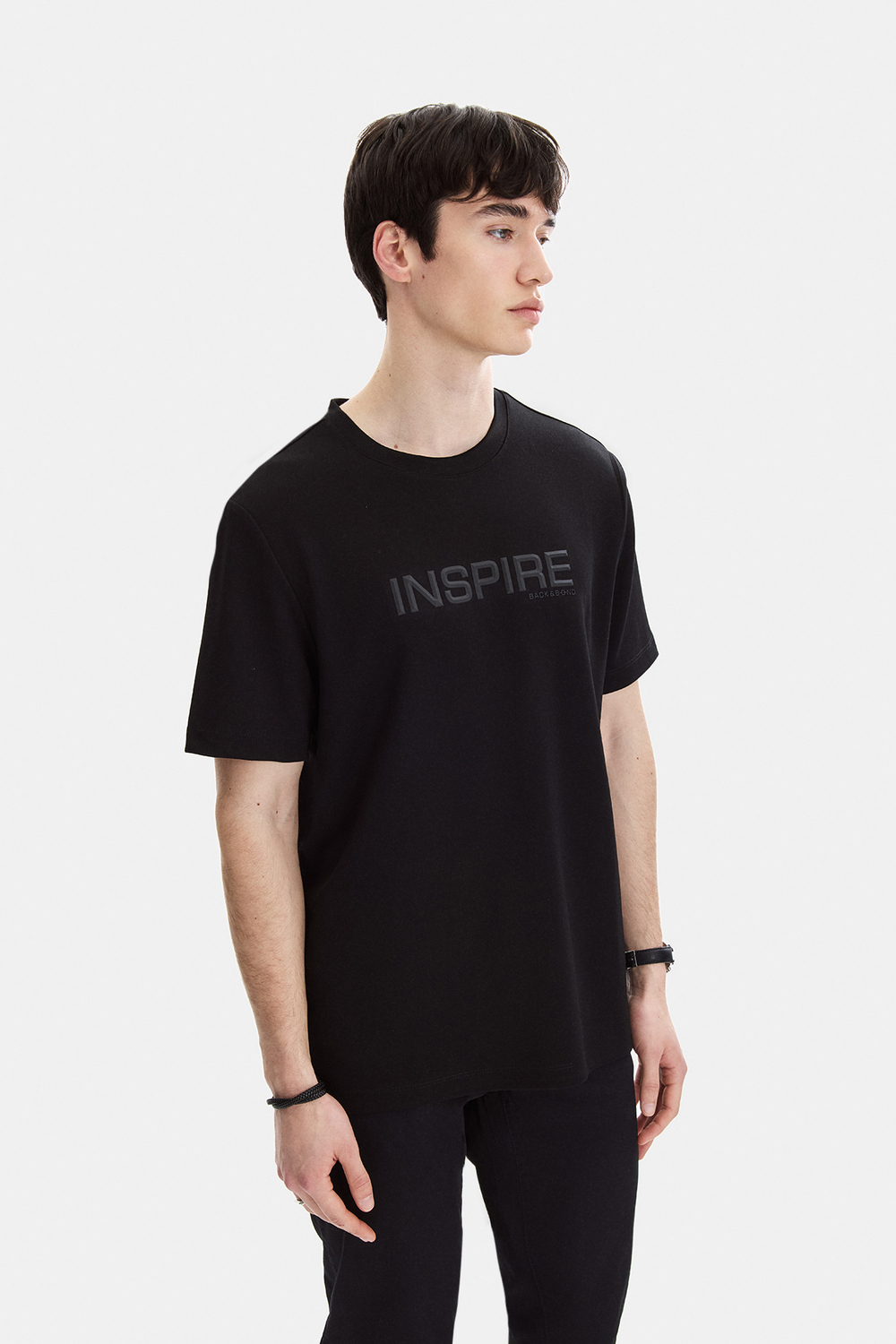 Siyah Regular Fit Bisiklet Yaka Tişört