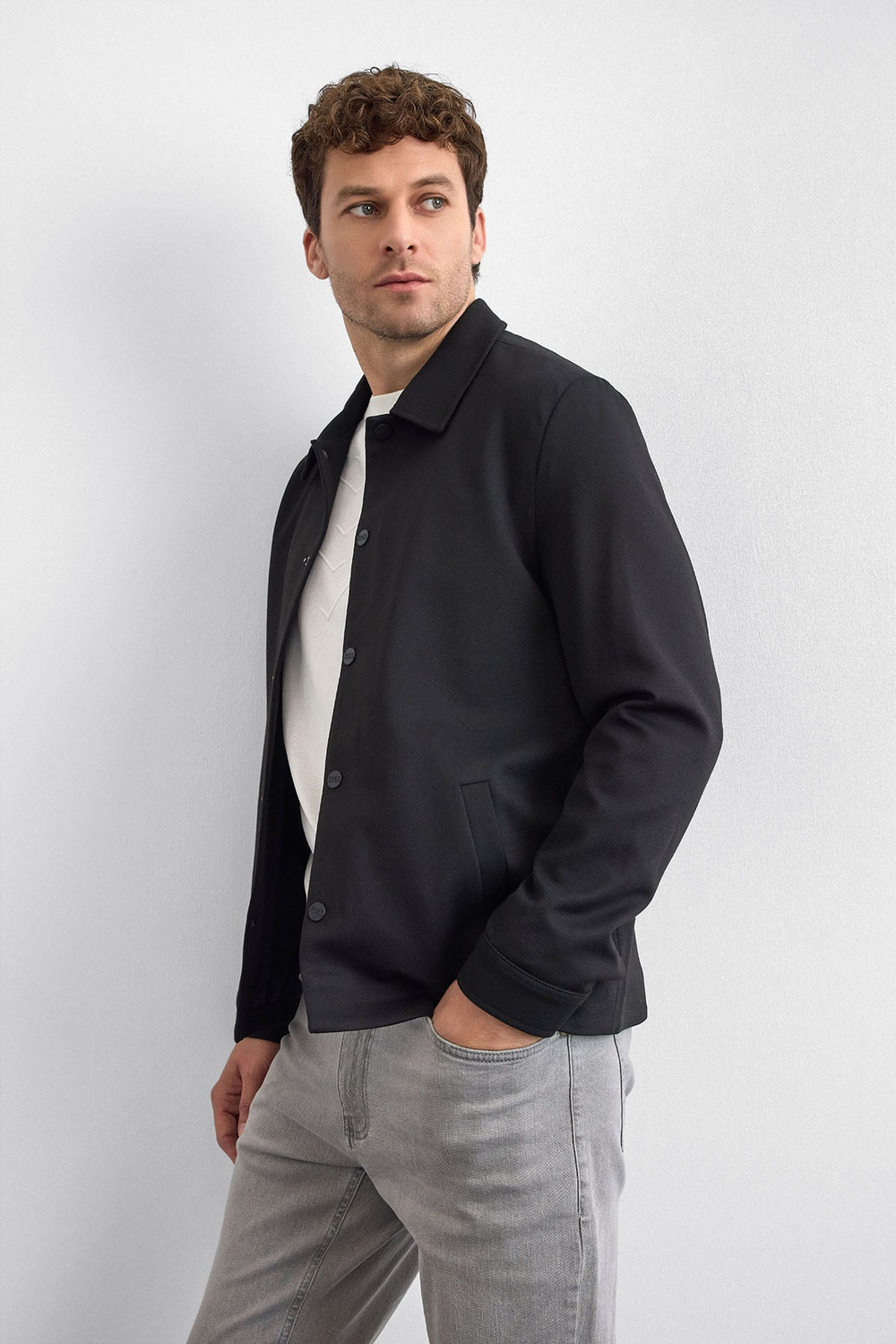 Siyah Regular Fit Dıagonel Jakarlı Örme Mont Ceket