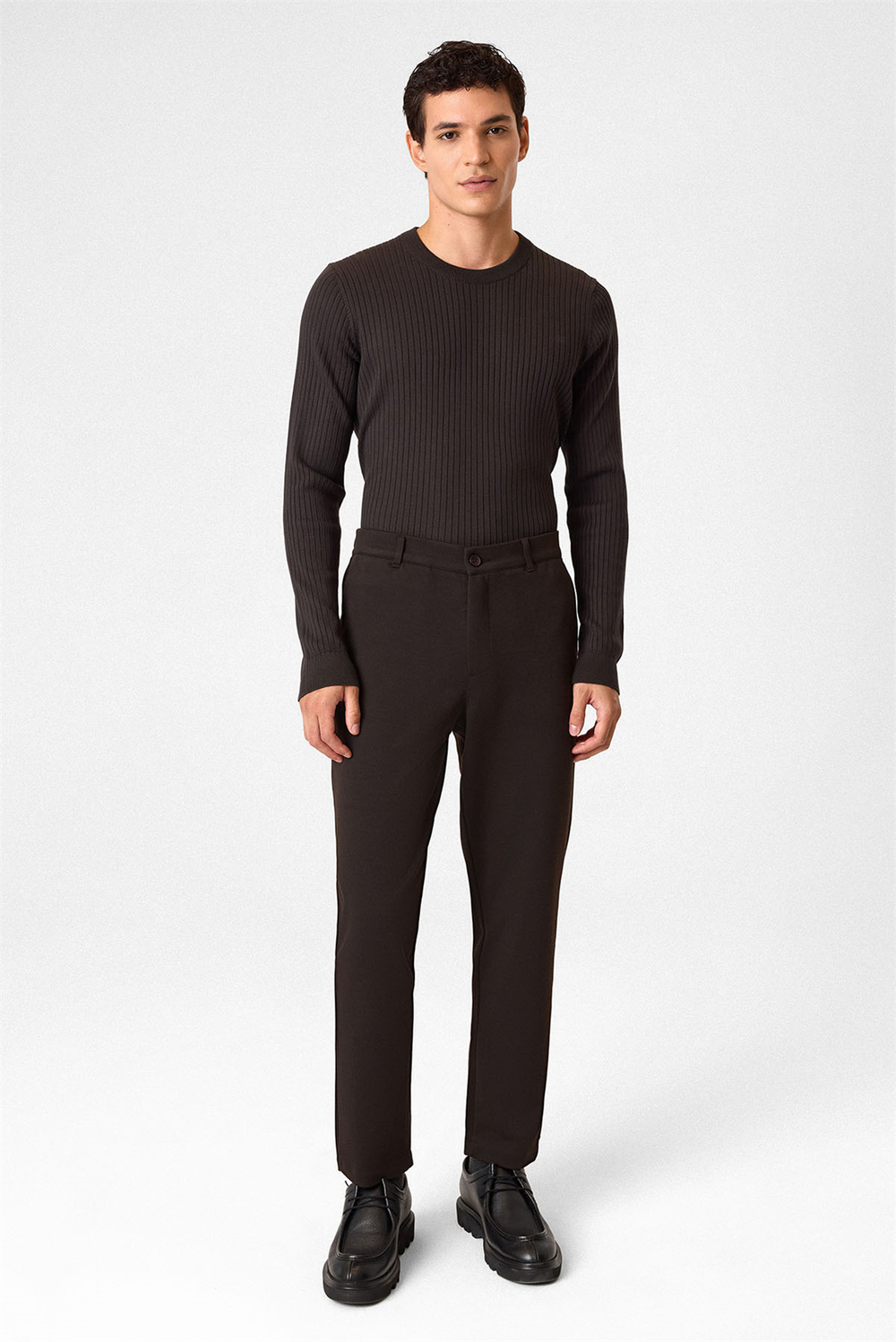 Regular Fit Diagonel Kahve Jogger Pantolon