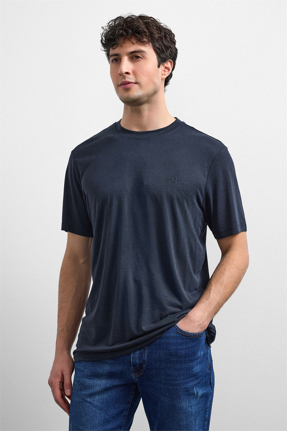 Siyah Regular Fit Flamlı Basic Tişört