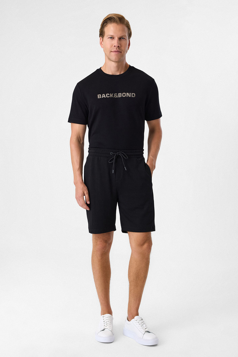 Siyah Regular Fit Örme Şort
