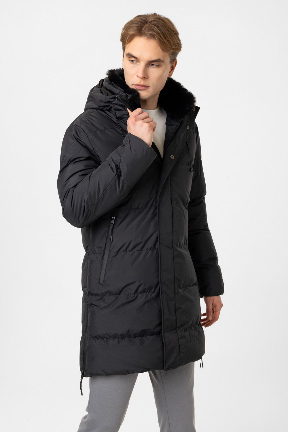 Siyah Regular Fit Kürklü Yaka Kapüşonlu Puffer Uzun Şişme Mont