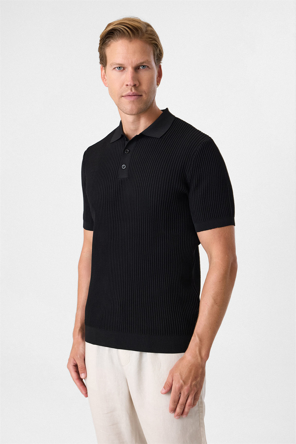 Regular Fit Siyah Düğmesiz Polo Yaka Triko Tişört