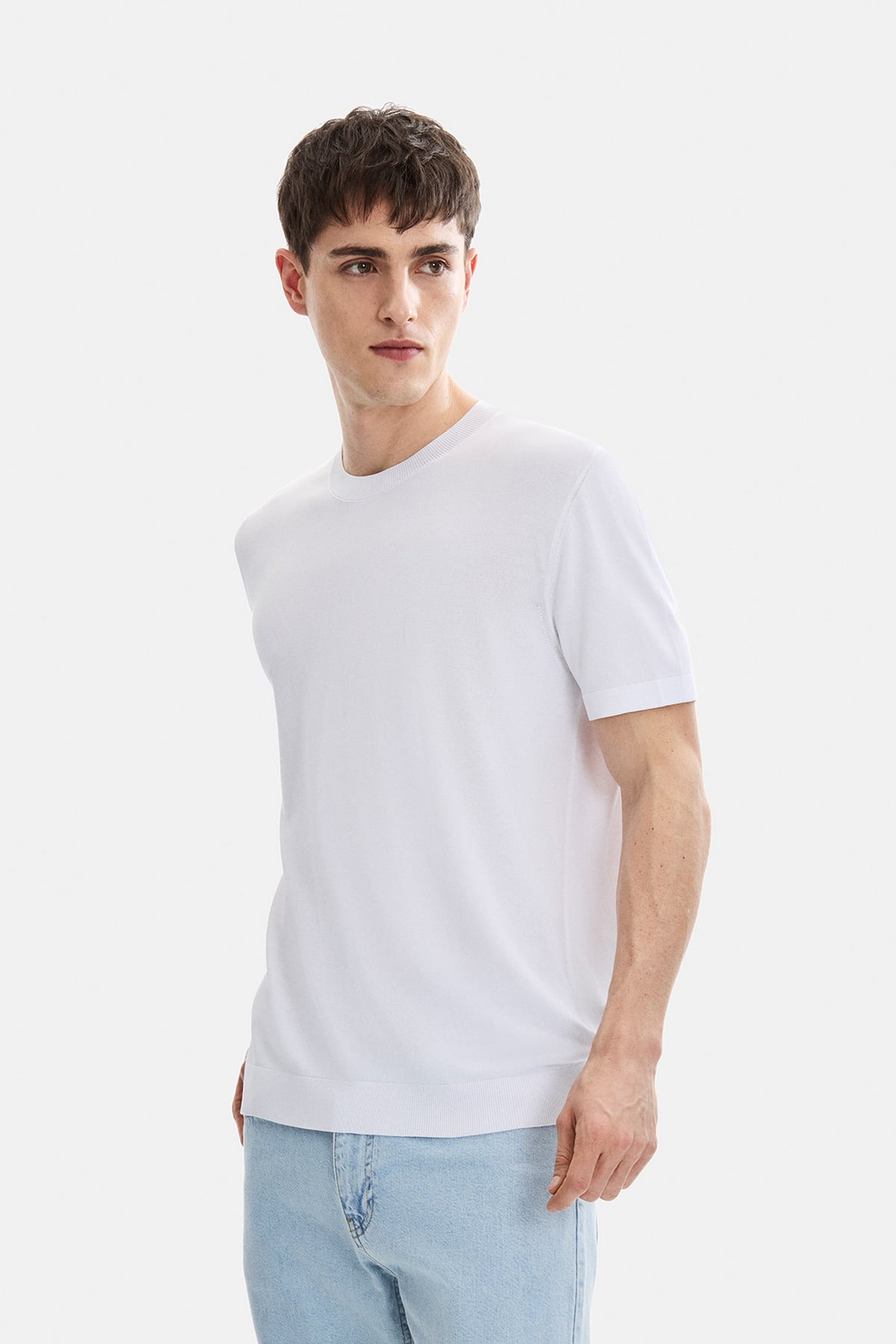 Beyaz Regular Fit Örme Triko