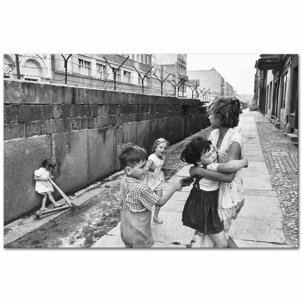 Henri Cartier Bresson Batı Berlin Kanvas Tablo