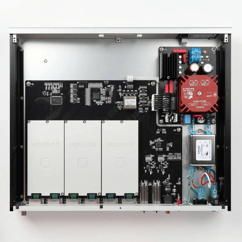 Aurender NH 10 Network HUB Silver