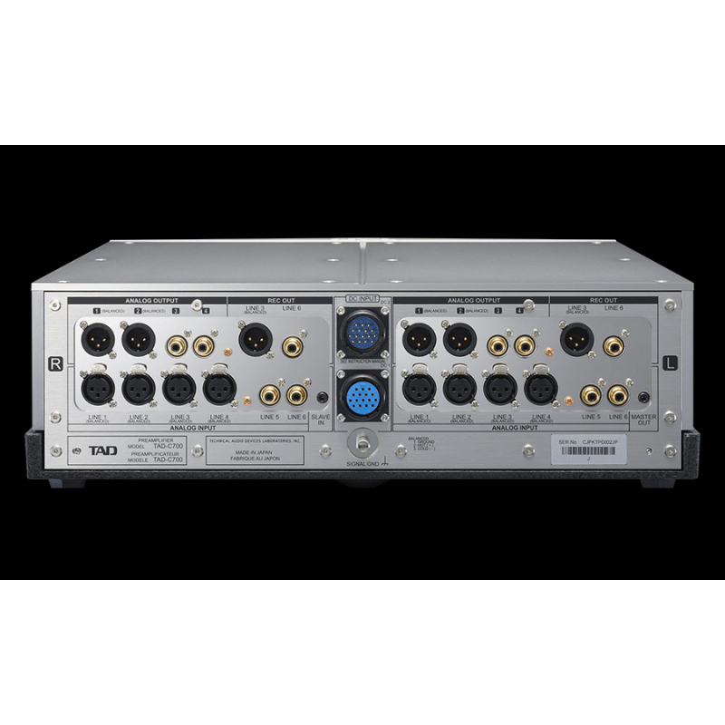 TAD-C700 Solid State PRE Amplifier