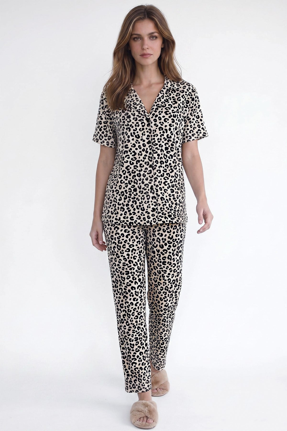 Kadın Düğmeli Leopar Desen Kısa Kollu Pijama Takım