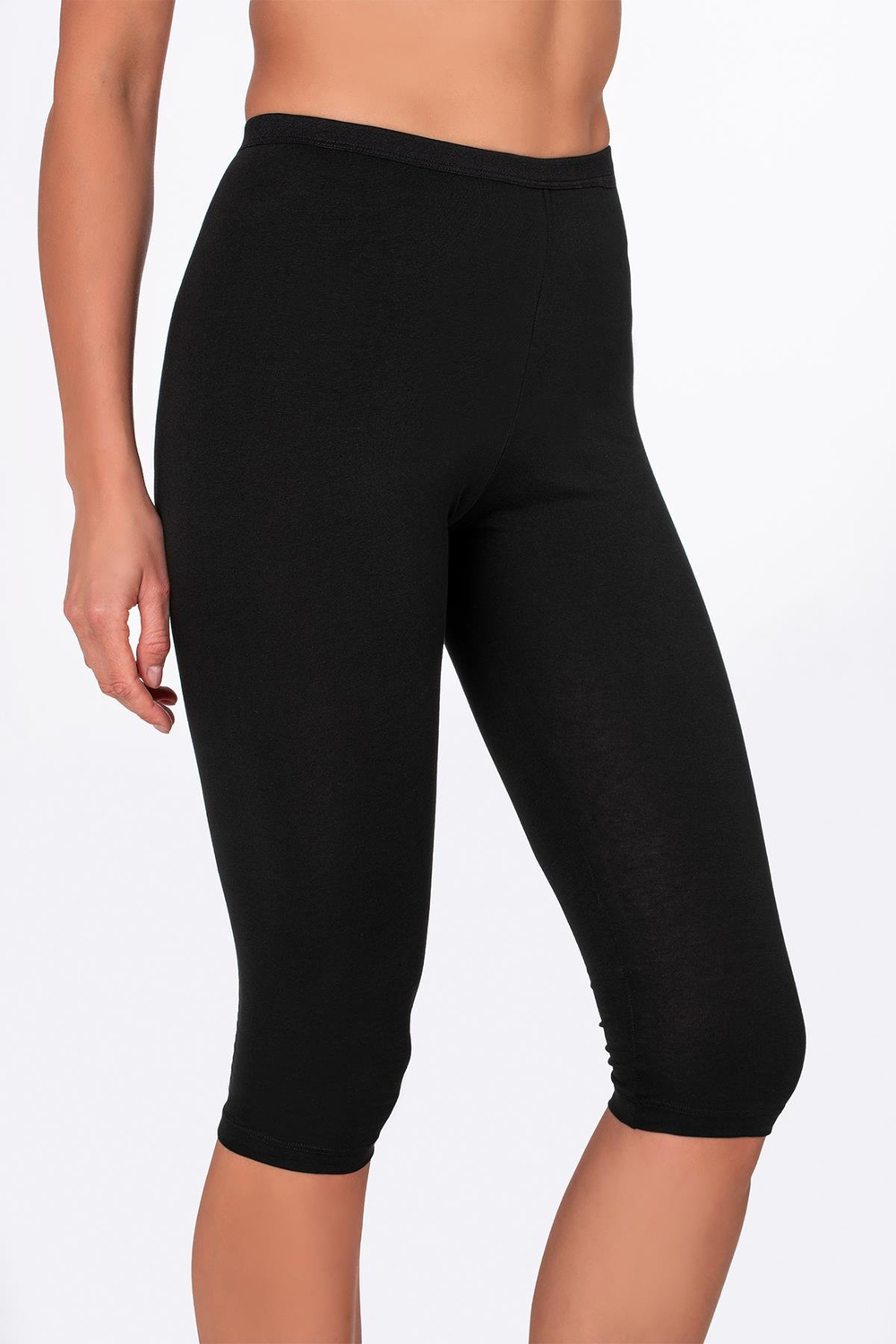 Kadın Likralı Süprem Düz Kapri Tayt | Siyah K0458