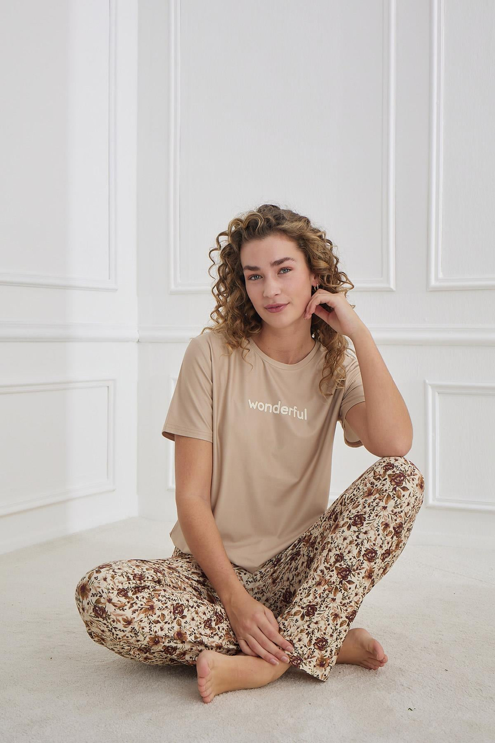 Kadın Desenli Bisiklet Yaka Kısa Kollu  Pijama Takım | Kahverengi 30102-1173