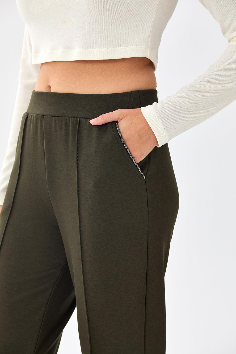 Beli Lastikli Cepleri Taş Şerit Detaylı Pantolon 256-2107